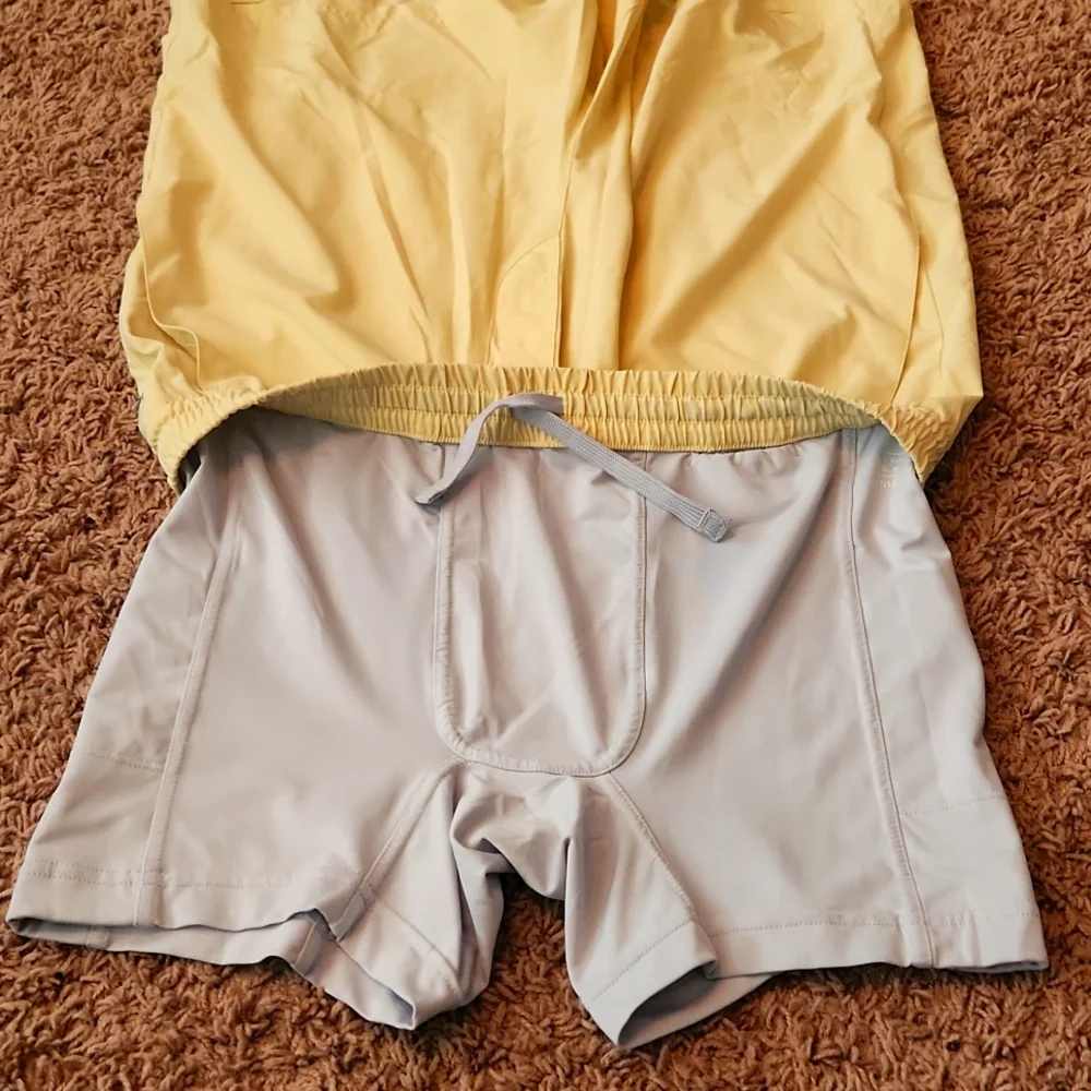 Outdoor Voices - Men's- Light Yellow and Gray Athletic Shorts - Size M - Picture 4 of 7
